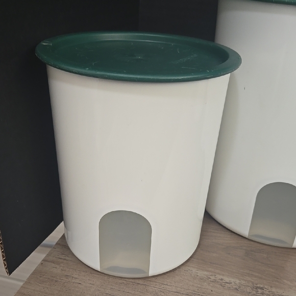 Tupperware Set of White and Green Food Storage Containers - Picture 2 of 13